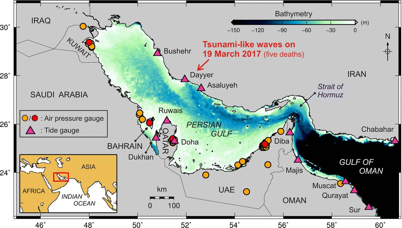 Pure and Applied Geophysics / Heidarzadeh et al