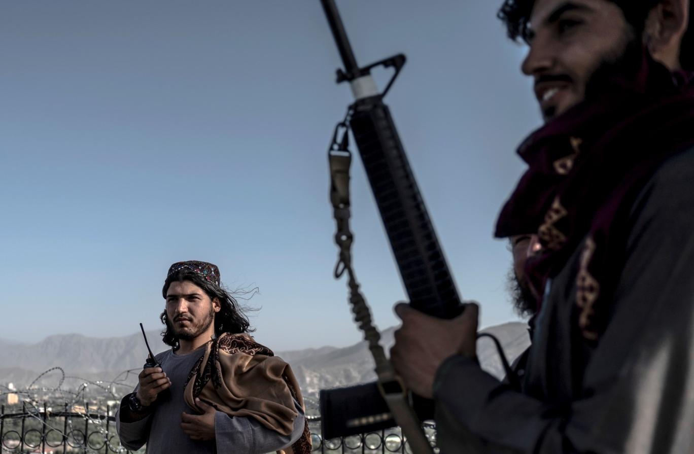 نیروهای طالبان به تسلیحات پیشرفته آمریکایی دست یافته‌اند--WAKIL KOHSAR / AFP